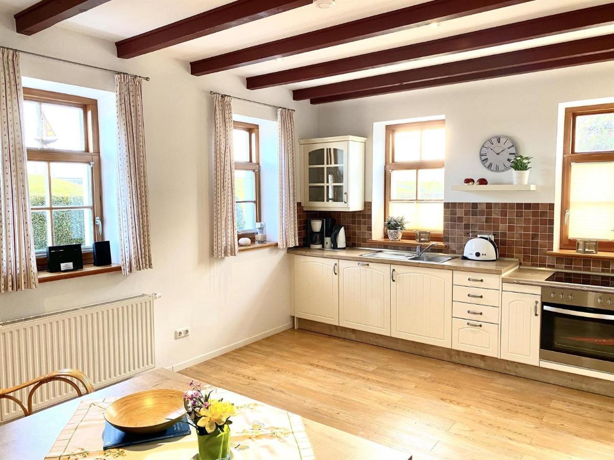 Oltmanns Ferienhaus Bummert Am Hafen Greetsiel Extérieur photo