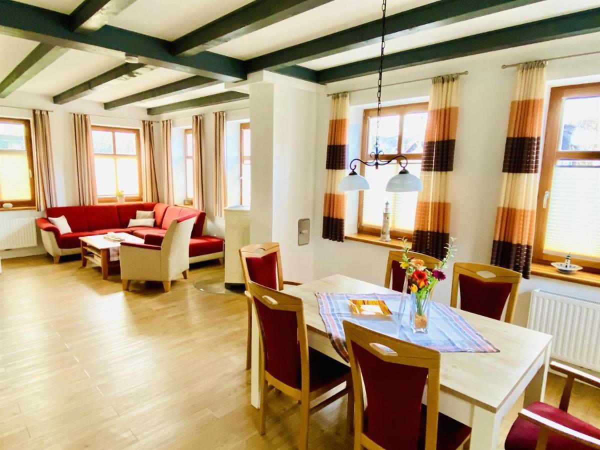 Oltmanns Ferienhaus Bummert Am Hafen Greetsiel Extérieur photo