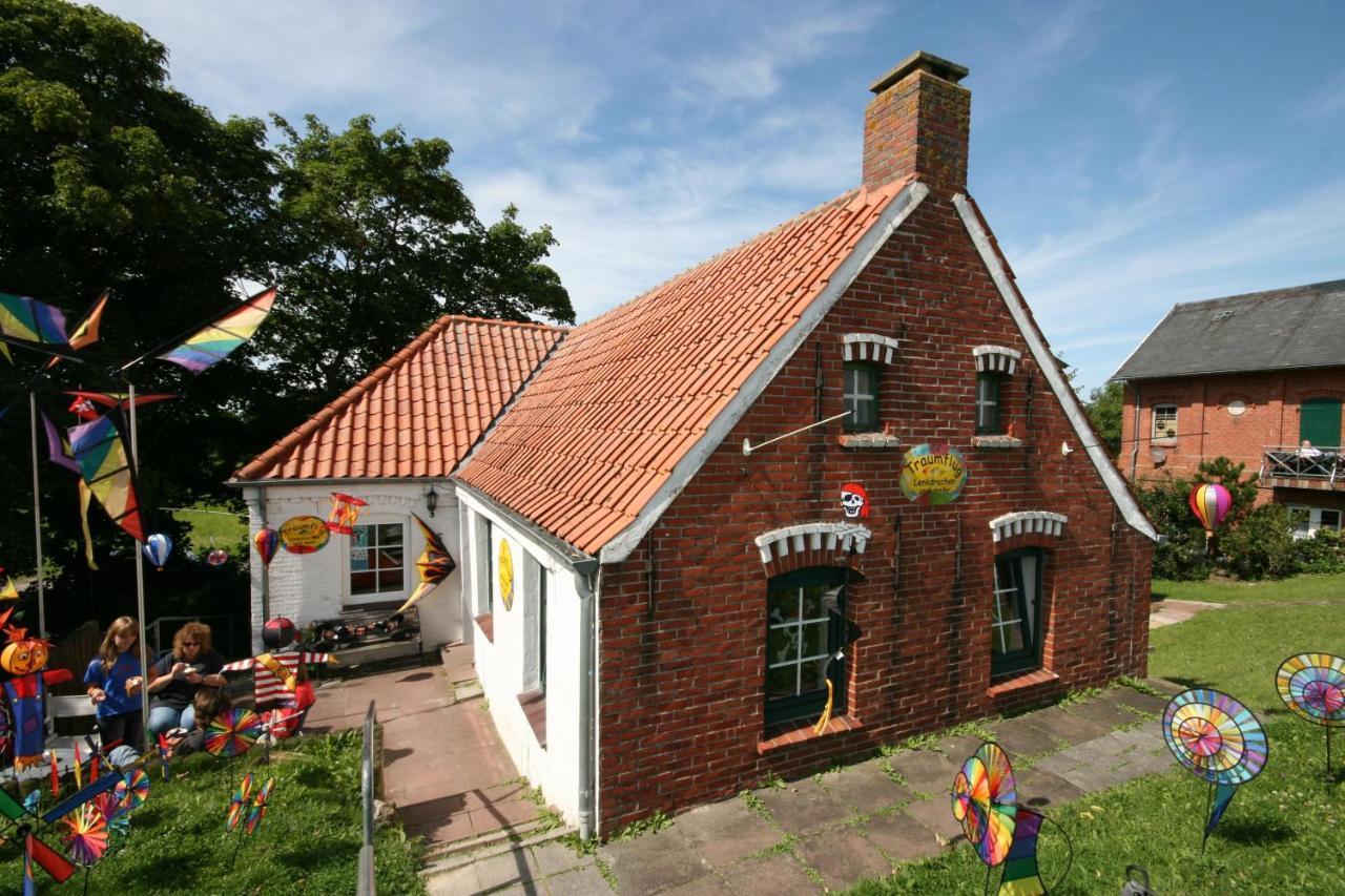 Oltmanns Ferienhaus Bummert Am Hafen Greetsiel Extérieur photo